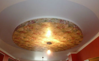 Комбинированные натяжные потолки