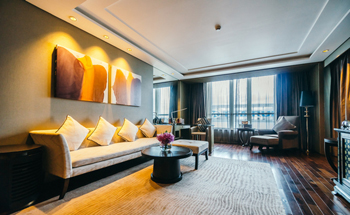 Теневые натяжные потолки